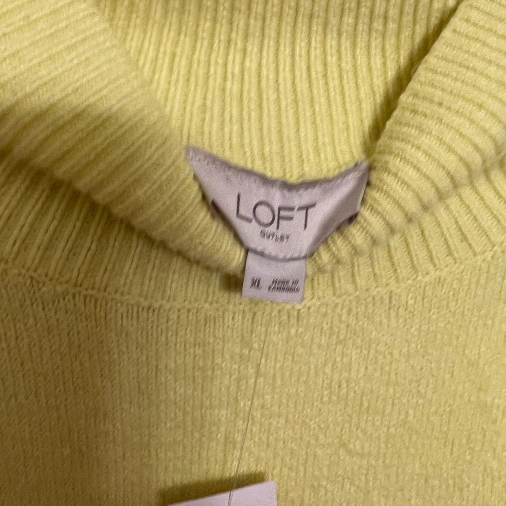 NWT Loft Sweater Size XL - Picture 3 of 5